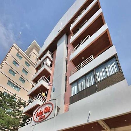 Bella Villa Metro Pattaya Esterno foto